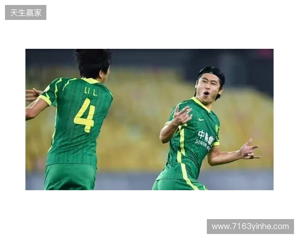 半场-国安1-1玉昆 张稀哲反越位助攻张玉宁破门 约尼查扳平+中柱